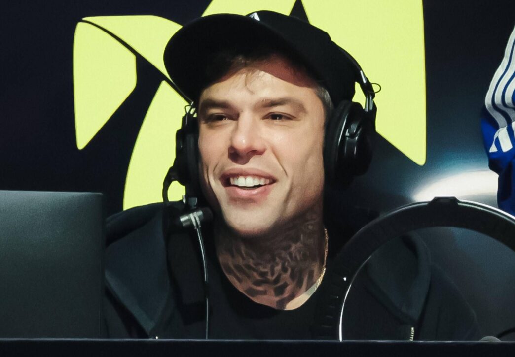 Fedez Contro Le28099Attivista Di Ul