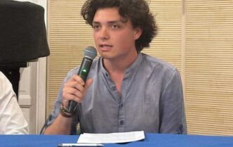 Fondi Approva Le28099Acquisto Di Un