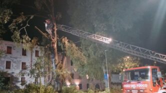 Forte Temporale Con Vento A Pa