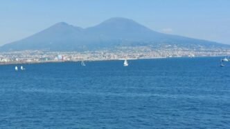 Forte Vento E Mare Agitato Blo