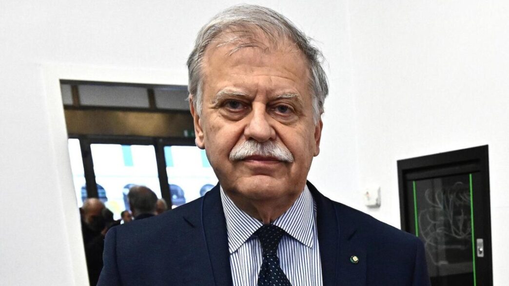 Genova Affida A Paolo Cremones