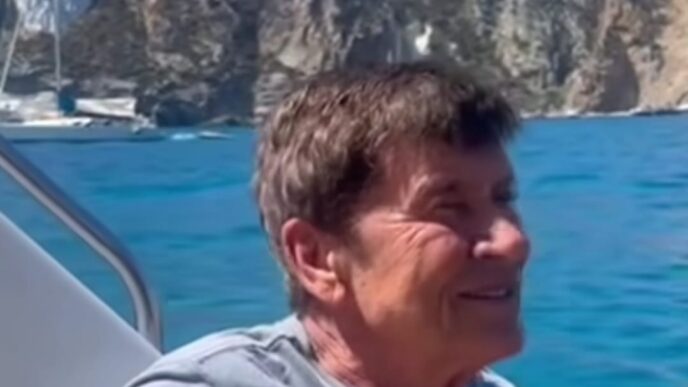 Gianni Morandi Torna A Ponza E