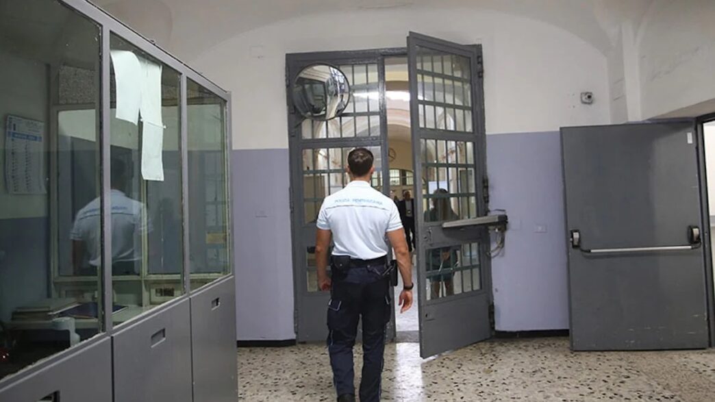 Giovane Arrestato A Napoli Per