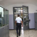 Giovane Arrestato A Napoli Per Tentato Omicidio Aggravato Dal Metodo Mafioso Nel Quartiere Pianura