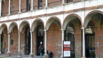 Giovani Italiani Alle28099Estero2C N