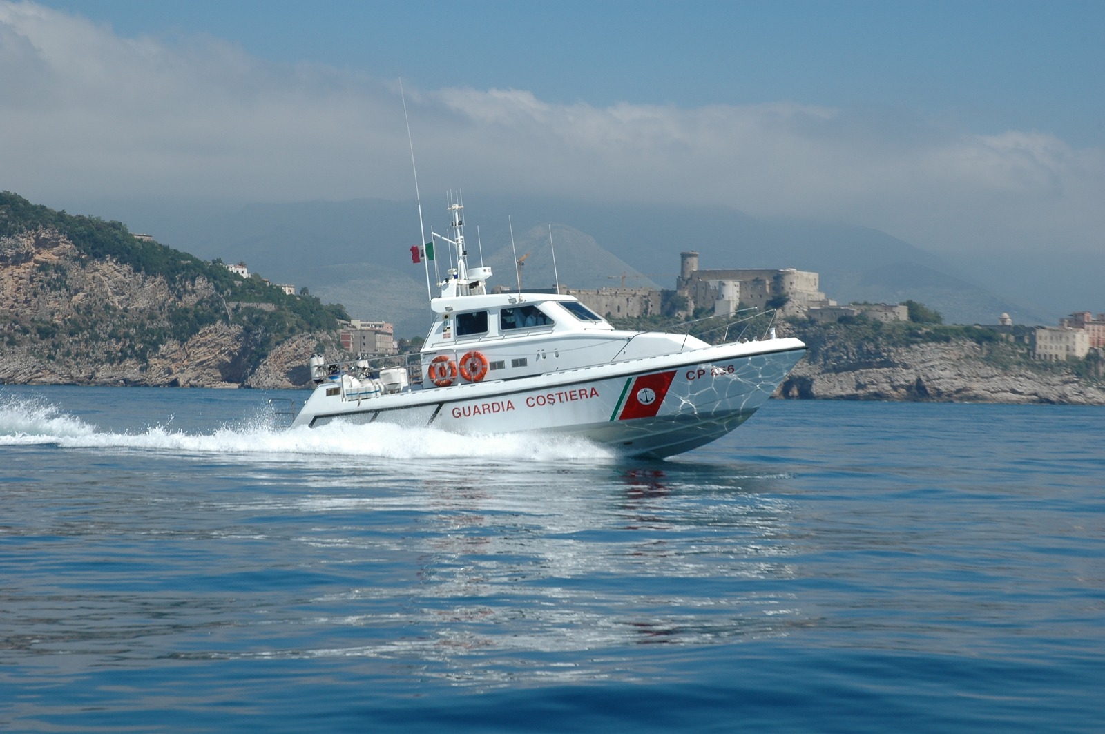 Guardia Costiera Interviene A