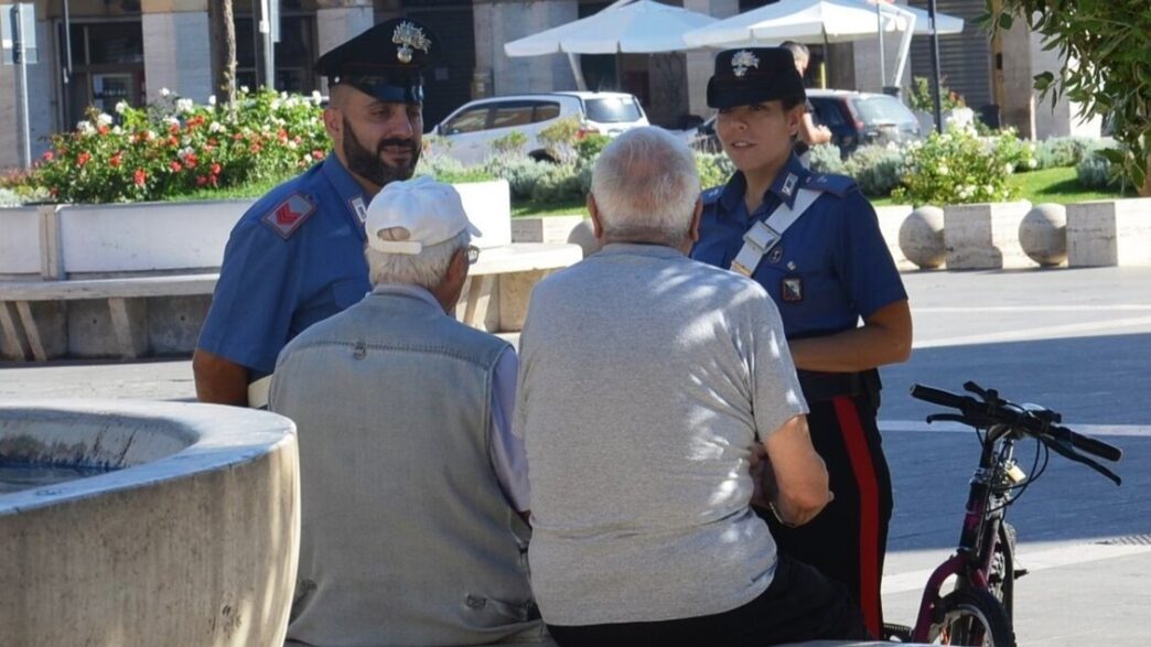 I Carabinieri Smantellano Band
