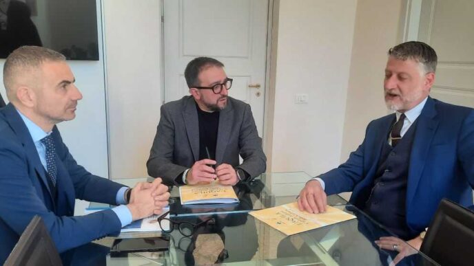 Il Comune Delle28099Aquila Affida A