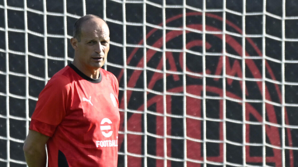 Il Milan Chiude La Tournc3A9E Est