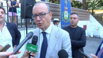 Il Ministero Delle28099Istruzione R