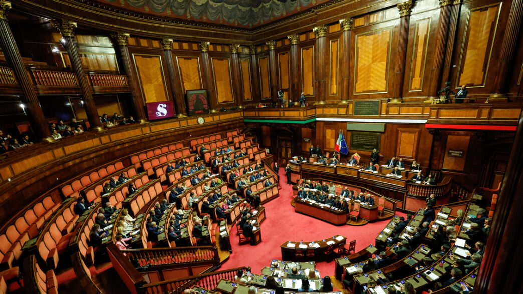 Il Ministero Della Difesa Pron