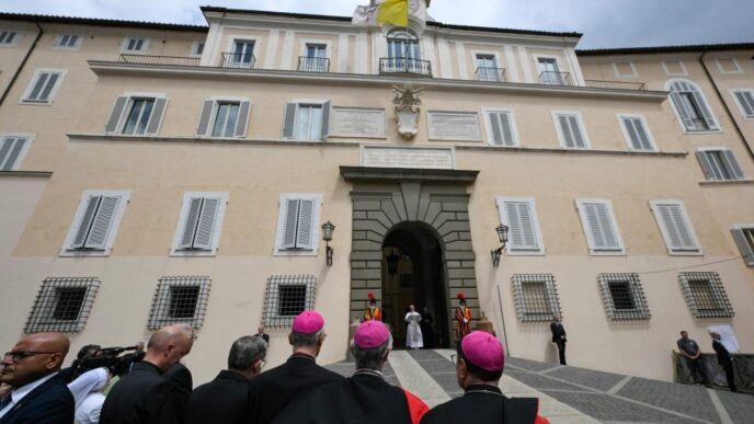 Il Papa A Castel Gandolfo Rich