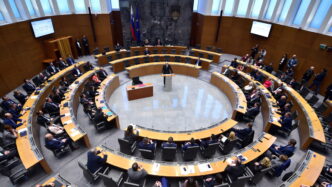 Il Parlamento Sloveno Cancella