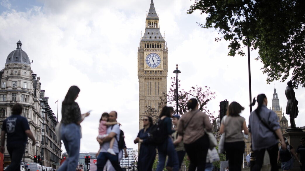 Il Pil Britannico Segna Un Cal