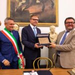 Castelli Romani Città Italiana Del Vino 2025: Premiate Le Città Del Vino A Roma Con Il Ministro Lollobrigida