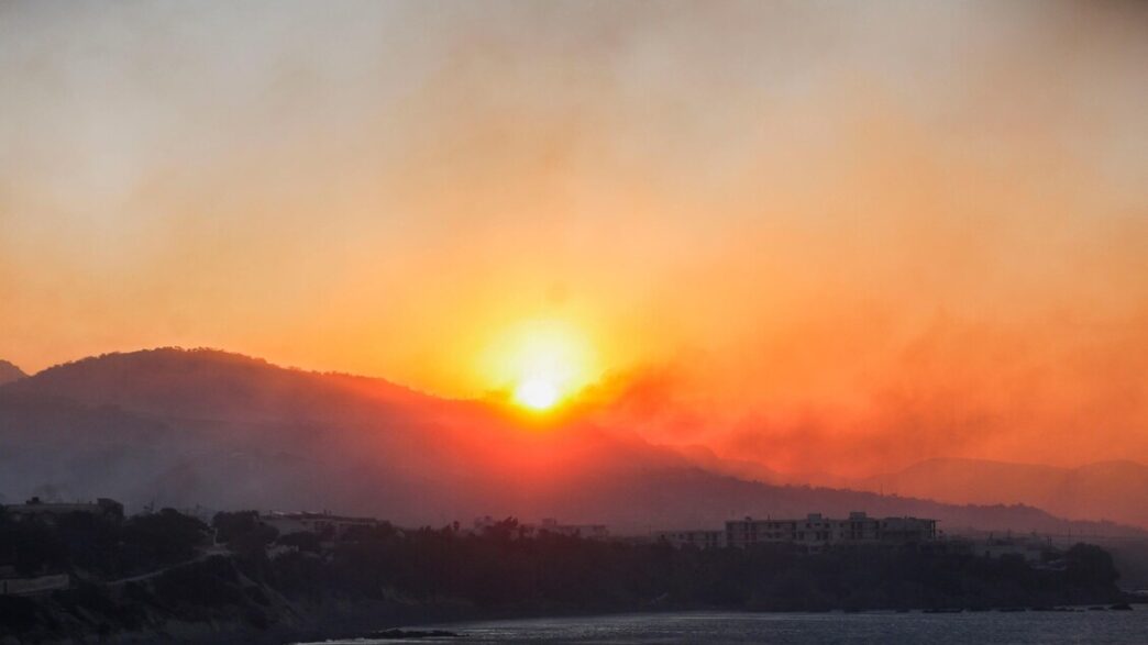 Incendi A Creta2C Paura Per Due