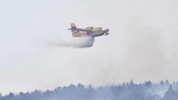 Incendi In Albania3A Fiamme Min