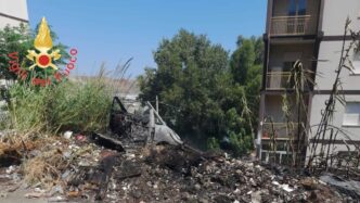 Incendio In Discarica Abusiva