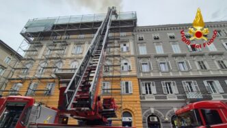 Incendio In Via Giulia3A Tetto