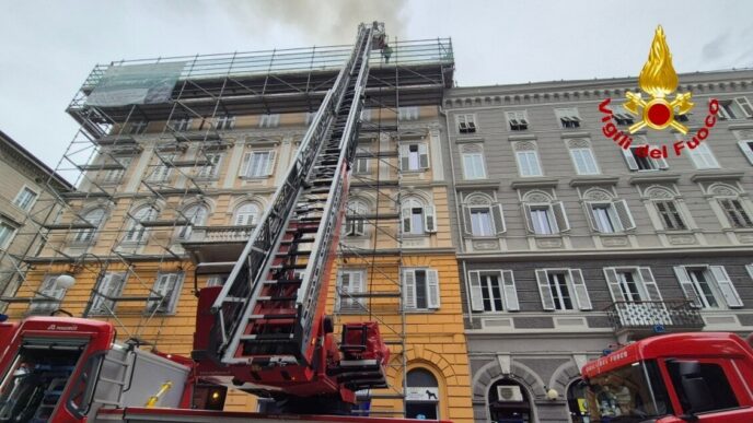 Incendio In Via Giulia3A Tetto