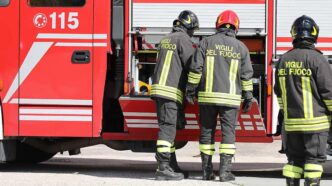 Incendio Nel Bar Del Portico A