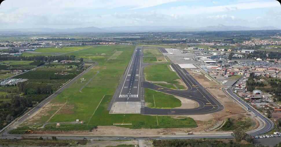 Incendio Vicino Alle28099Aeroporto
