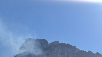 Incendio Vicino Alla Scala Fen