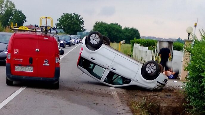 Incidente A Cambiano3A Una Fiat
