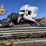 Incidente Mortale Lungo La Statale 131: Tir Si Ribalta E Blocca La Circolazione In Sardegna