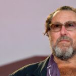 Julian Schnabel Premiato Alla Mostra Del Cinema Di Venezia Per Il Film In The Hand Of Dante