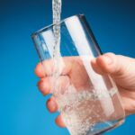 L’acqua Come Regolatore Naturale Degli Ormoni: I Benefici Di Una Corretta Idratazione Quotidiana