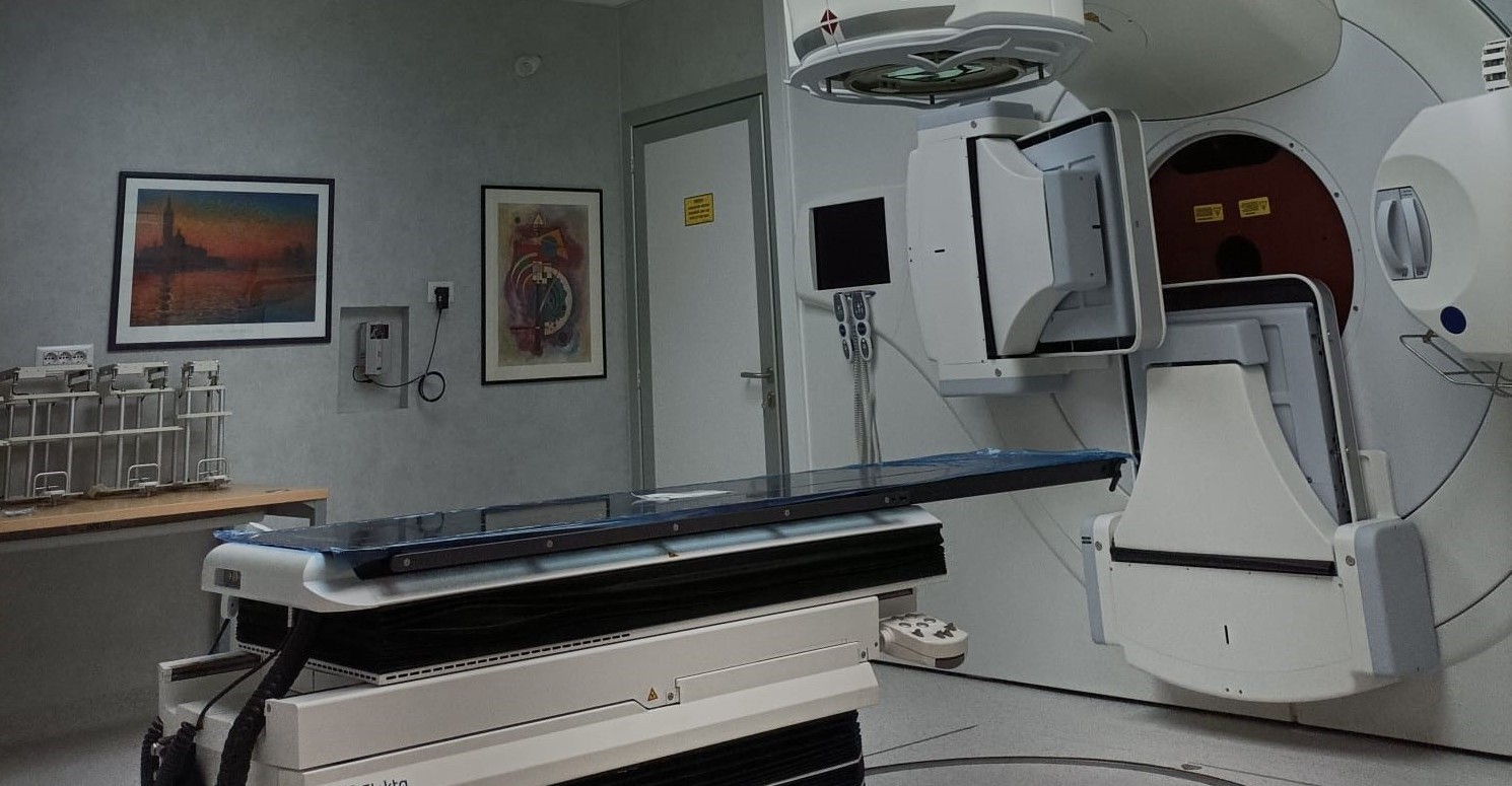 Le28099Aquila2C Radioterapia Oncolog