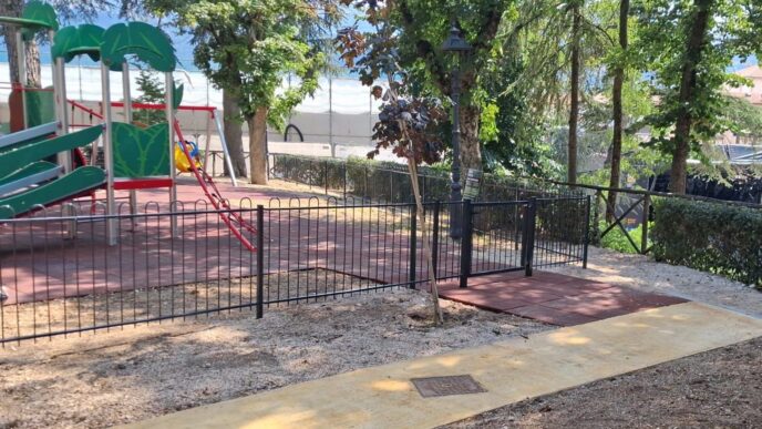 Le28099Aquila Riapre Le28099Area Giochi