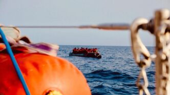 Le28099Italia Blocca Il Veliero Nad