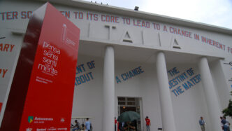 La Biennale Di Venezia Sotto A
