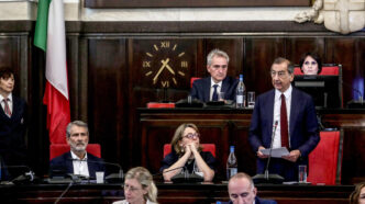 La Lega Critica Duramente La G