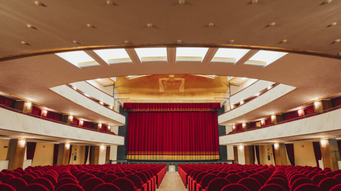 La Nuova Stagione Del Teatro L