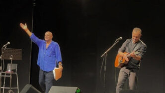 La Poesia Urbana Di Peppe Lanz