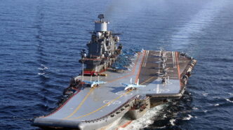 La Russia Schiera Tre Navi Da