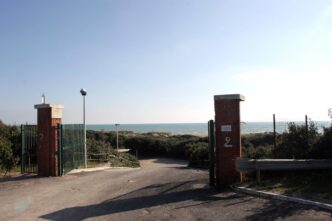 La Spiaggia Libera Dei Cancell