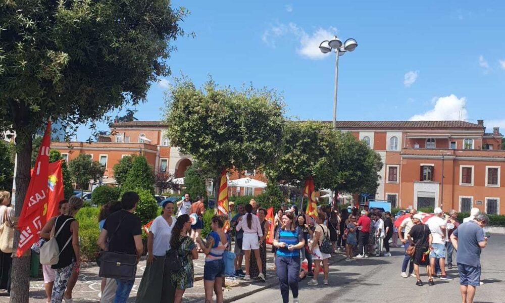 Lavoratori Del Servizio Di Int