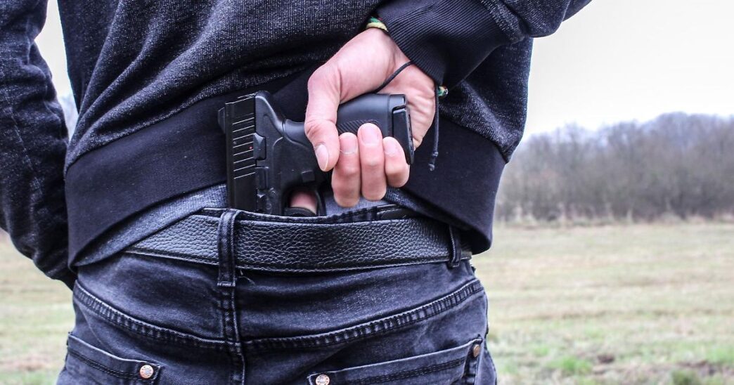 Litigio In Casa Con Pistola Sc