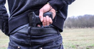 Litigio In Casa Con Pistola Sc
