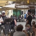 Lucca Vieta Attività Molesta Dei Buttadentro Per Tutelare I Turisti