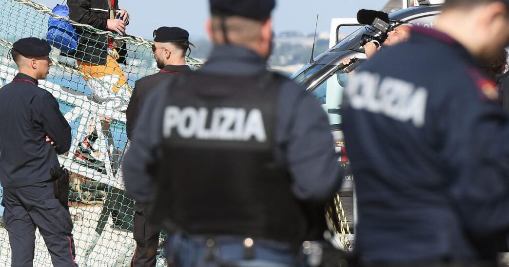 Maxi Operazione Della Polizia