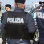 Maxi Operazione Della Polizia Svela Traffico Di Contratti Di Lavoro Falsi In Italia