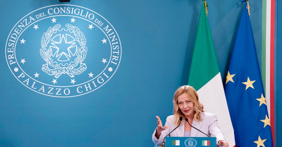 Meloni Commenta Con Cautela Le28099