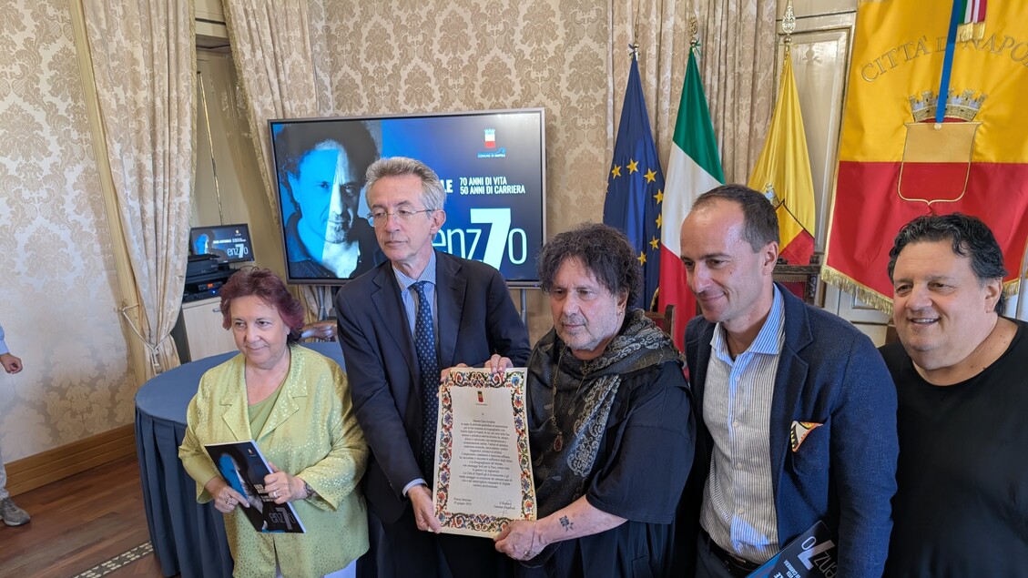 Napoli Celebra Enzo Avitabile