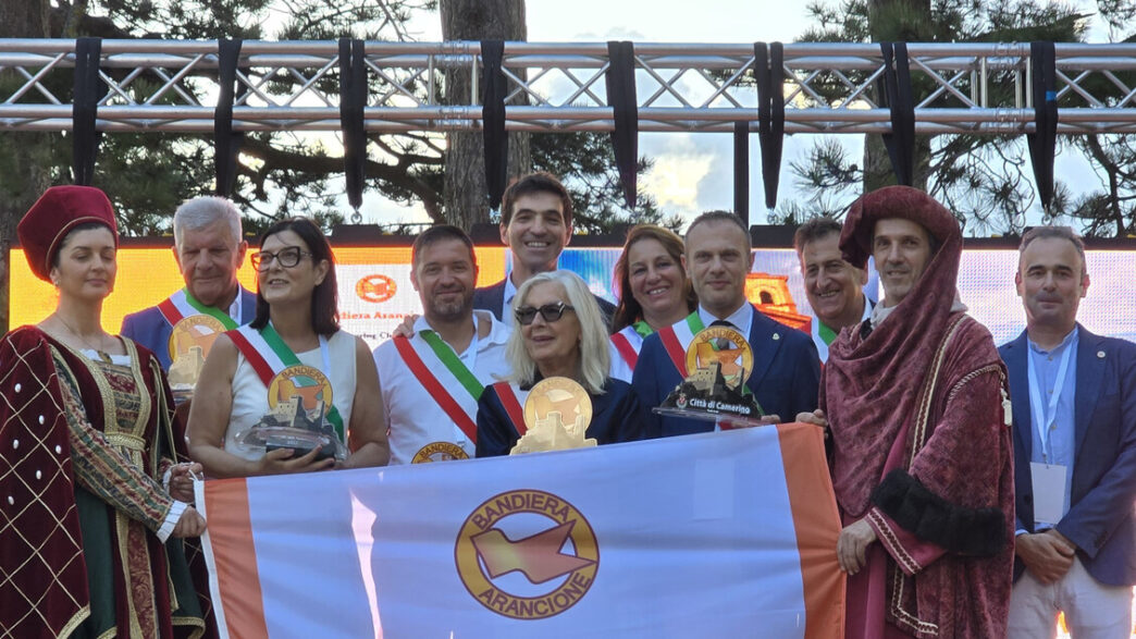 Nelle Marche Sventolano 30 Ban