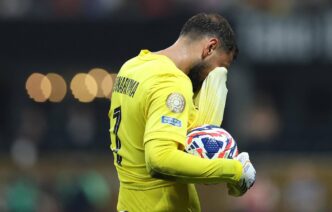 Neuer Accusa Donnarumma Dopo I